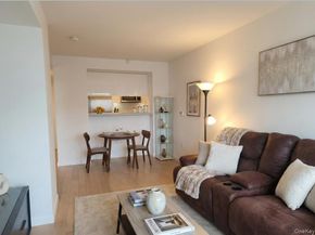 13835 39th Avenue 12F, Flushing NY 11354