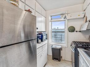 65-74 Saunders Street 6J, Rego Park NY 11374