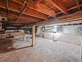 133 Royal Avenue, Flanders NY 11901