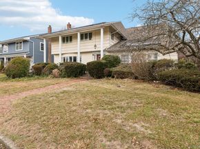 26 Dell Drive, East Rockaway NY 11518