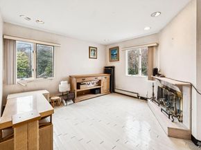 26 Dell Drive, East Rockaway NY 11518