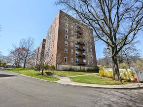 98 DeHaven Drive 2B, Yonkers NY 10703