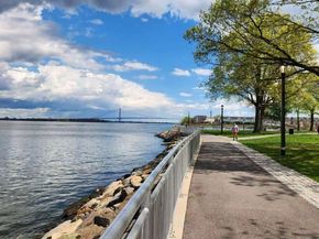 11508 Poppenhusen Avenue, College Point NY 11356