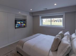 15 Palo Alto Drive, Hampton Bays NY 11946