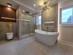 208 Wetherill Road, Garden City NY 11530