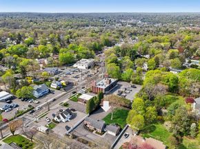 1 Huntington Bay Road, Huntington NY 11743