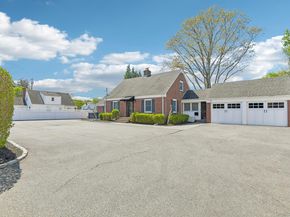 1 Huntington Bay Road, Huntington NY 11743