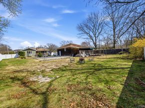 310 Jamaica Avenue, Medford NY 11763