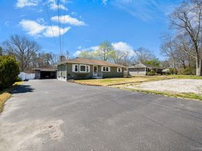 310 Jamaica Avenue, Medford NY 11763