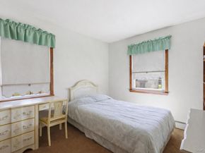 150 Hughes Place, Albertson NY 11507
