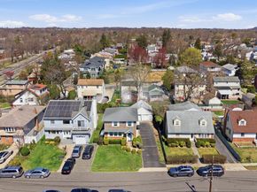 150 Hughes Place, Albertson NY 11507