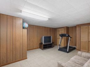 150 Hughes Place, Albertson NY 11507