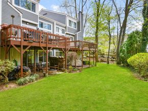 27 Top Of The Ridge D9, Mamaroneck NY 10543