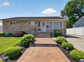 795 Herman Avenue, Franklin Square NY 11010