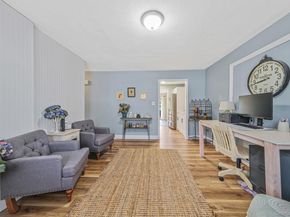 118 Foster Road, Ronkonkoma NY 11779