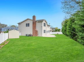 64 Muttontown Eastwoods Road, Syosset NY 11791