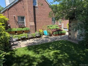160 Albermarle Avenue, Valley Stream NY 11580