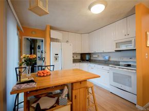 39 Narragansett Avenue, Medford NY 11763