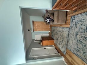 33 Hollins Lane, East Islip NY 11730
