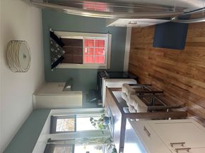 33 Hollins Lane, East Islip NY 11730