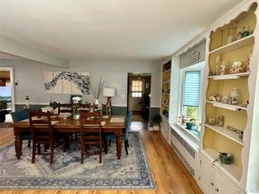 33 Hollins Lane, East Islip NY 11730