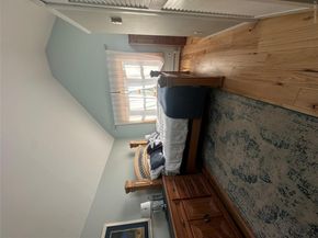 33 Hollins Lane, East Islip NY 11730