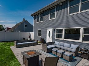 69 Chimney Lane, Levittown NY 11756