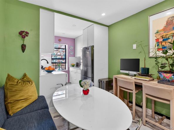 10325 68th Avenue 5K, Forest Hills NY 11375