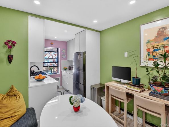 10325 68th Avenue 5K, Forest Hills NY 11375