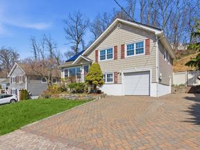 29 Montrose Road, Yonkers NY 10710