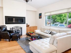 54 Ivy Drive, Jericho NY 11753