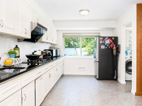 54 Ivy Drive, Jericho NY 11753