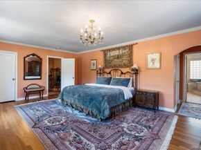79 Aldershot Lane, Manhasset NY 11030