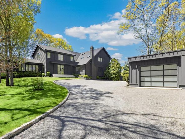 177 Bridies Path, Southampton NY 11968