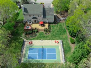 2 Crystal Court, Smithtown NY 11787