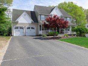 2 Crystal Court, Smithtown NY 11787