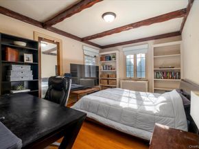 19 Addison Place, Rockville Centre NY 11570