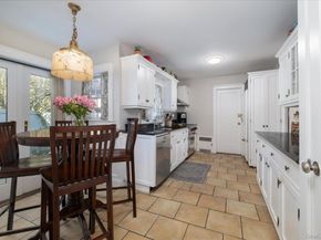 19 Addison Place, Rockville Centre NY 11570