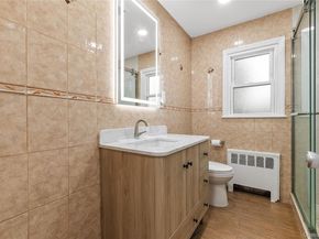 14 Evans Avenue, Albertson NY 11507