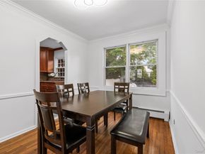 14 Evans Avenue, Albertson NY 11507