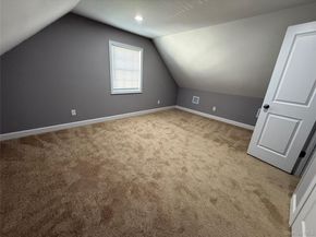 7 E Lakeland Street, Bay Shore NY 11706