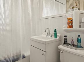 2120 202 Street 1189, Bayside NY 11360