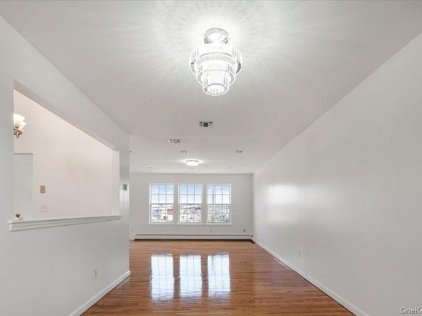 1259 New York Avenue, Elmont NY 11003