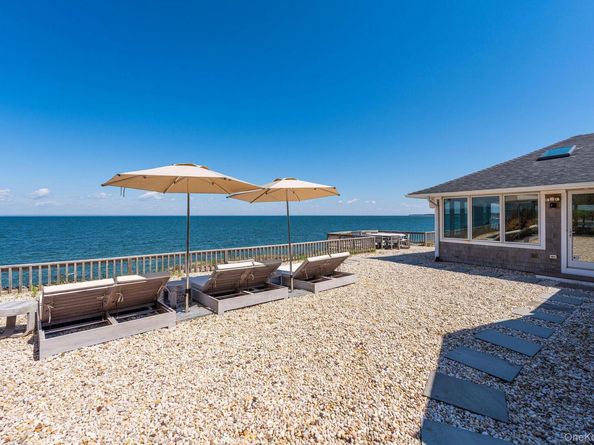 21515 Soundview Avenue, Southold NY 11971
