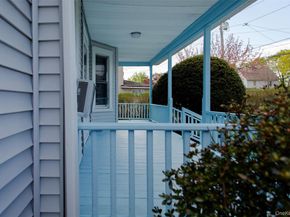 8 Brightside Avenue, Central Islip NY 11722
