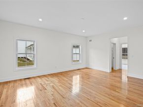 7 Jersey Avenue, Miller Place NY 11764