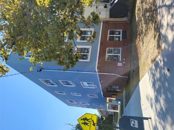 3550 Laconia Avenue, Bronx NY 10469