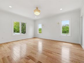 1275 Barry Drive S, Valley Stream NY 11580