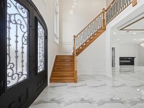 1275 Barry Drive S, Valley Stream NY 11580