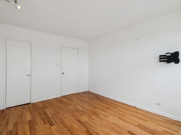 10230 66 Road 19D, Forest Hills NY 11375